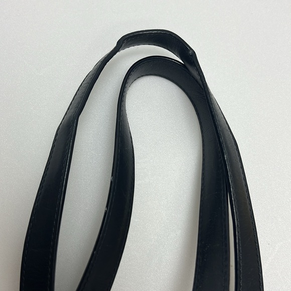 Vintage Dooney & Bourke Black All Weather Leather Pebbled Tote Gold Hardware - Picture 10 of 15